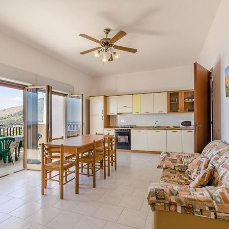 Appartement Casa Vacanze Andreana à Letojanni Extérieur photo