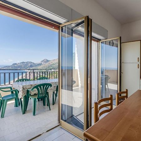Appartement Casa Vacanze Andreana à Letojanni Extérieur photo