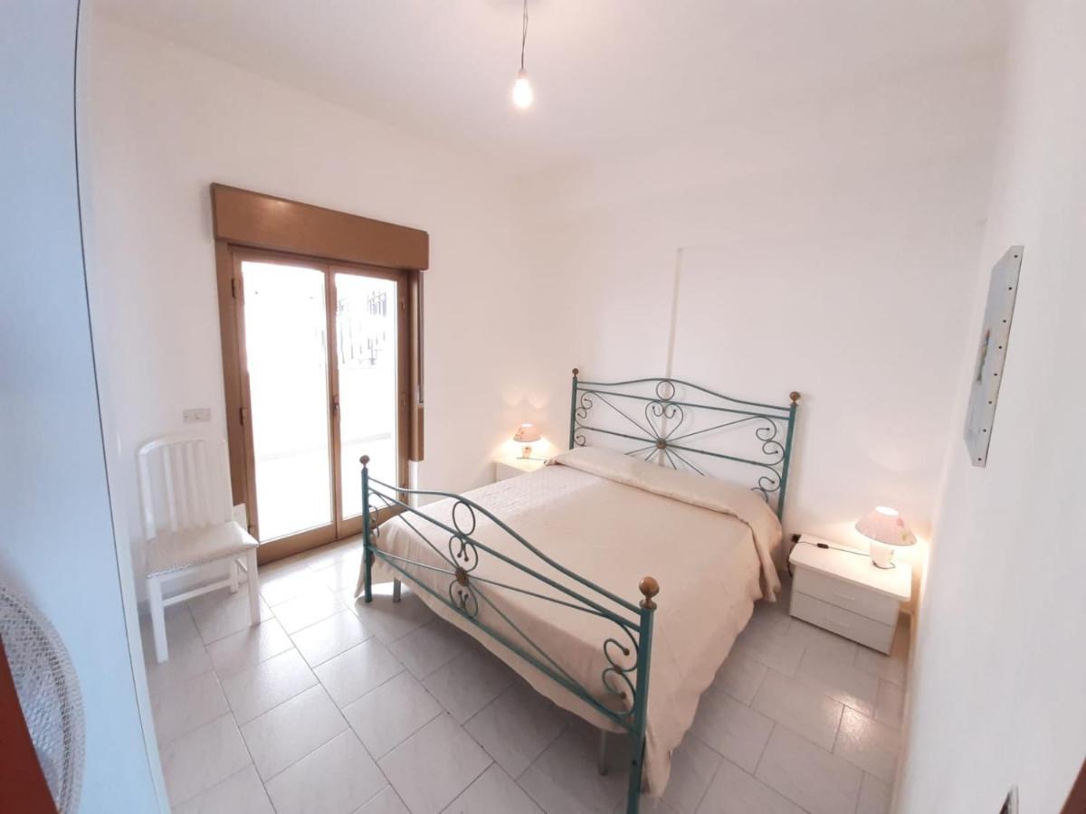Appartement Casa Vacanze Andreana à Letojanni Extérieur photo